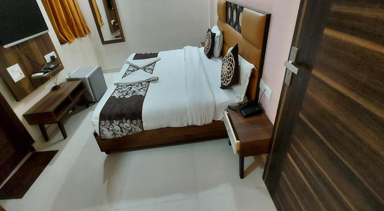 ג'איפור Hotel Reeve Inn מראה חיצוני תמונה